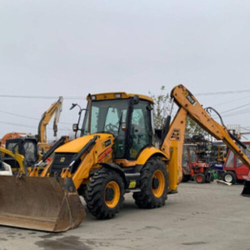 Tractopelle JCB 3CX 4T